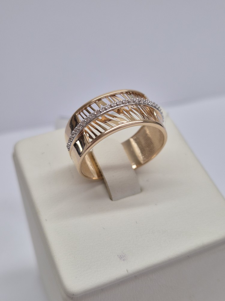 КОЛЬЦО С КАМНЯМИ (Au 585)