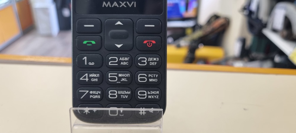 Мобильный телефон Maxvi B100ds