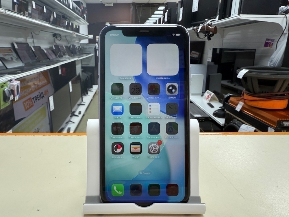 Смартфон Apple iPhone 11 64Gb