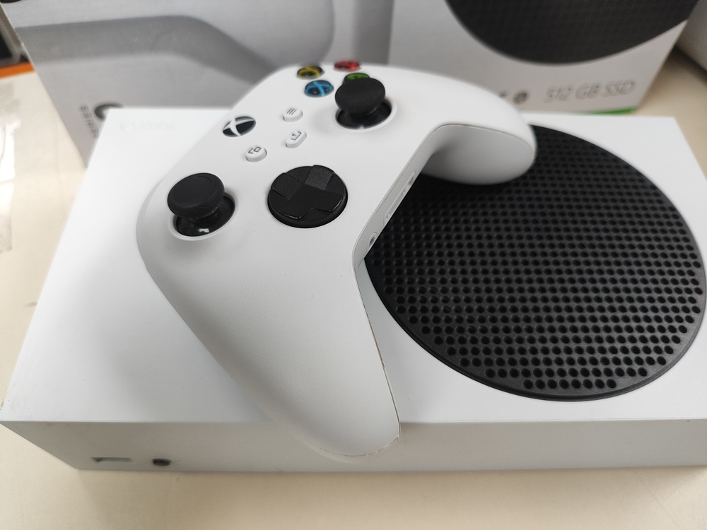 Игровая приставка Xbox Series S 512Gb SSD