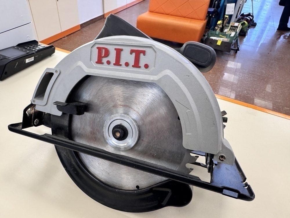 Дисковая пила P.I.T. PKS185-C4