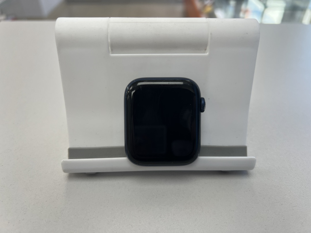 Смарт-часы Apple Watch Series 6 44 мм