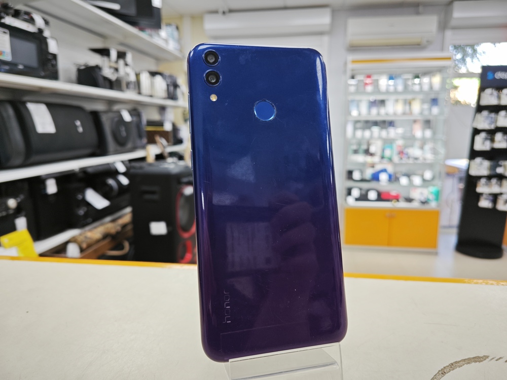 Смартфон Honor 8C 3/32
