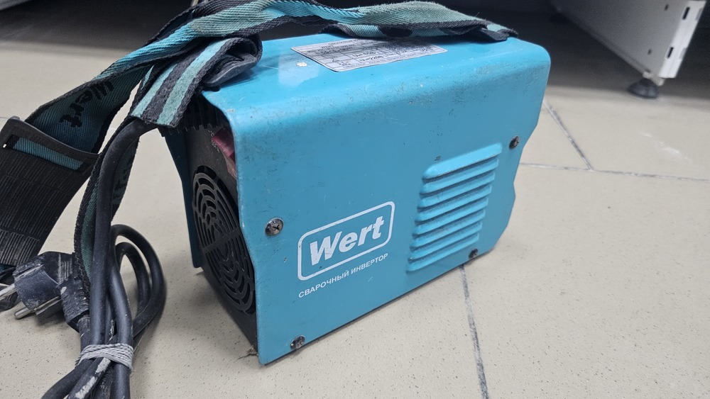 Сварочный аппарат Wert Mini 200