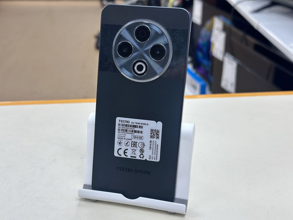 Смартфон Tecno SPARK 30 8/128