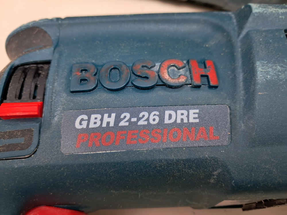 Перфоратор Bosch GBH 2-26 DRE;