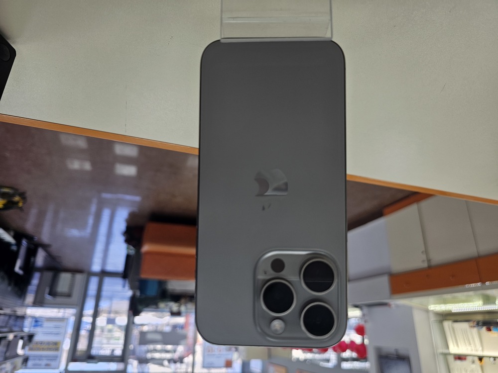 Смартфон Apple Iphone 15 Pro 256Gb