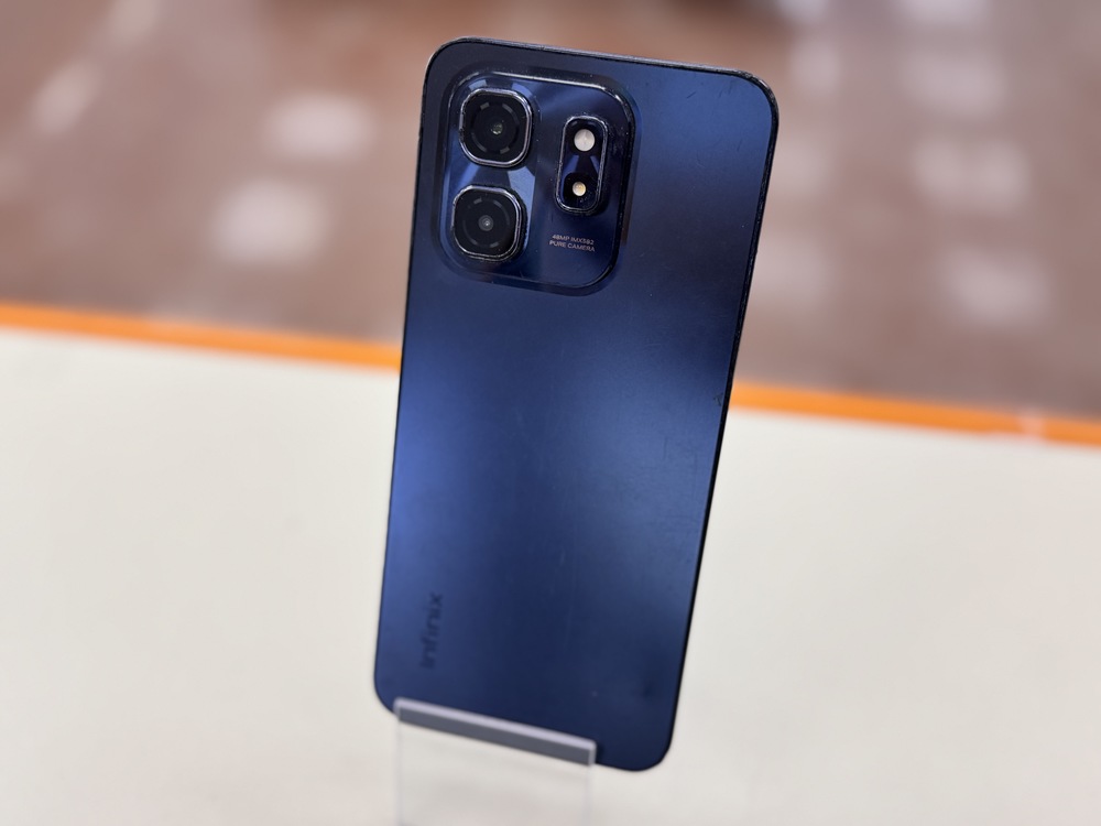 Смартфон Infinix HOT 50i 6/128