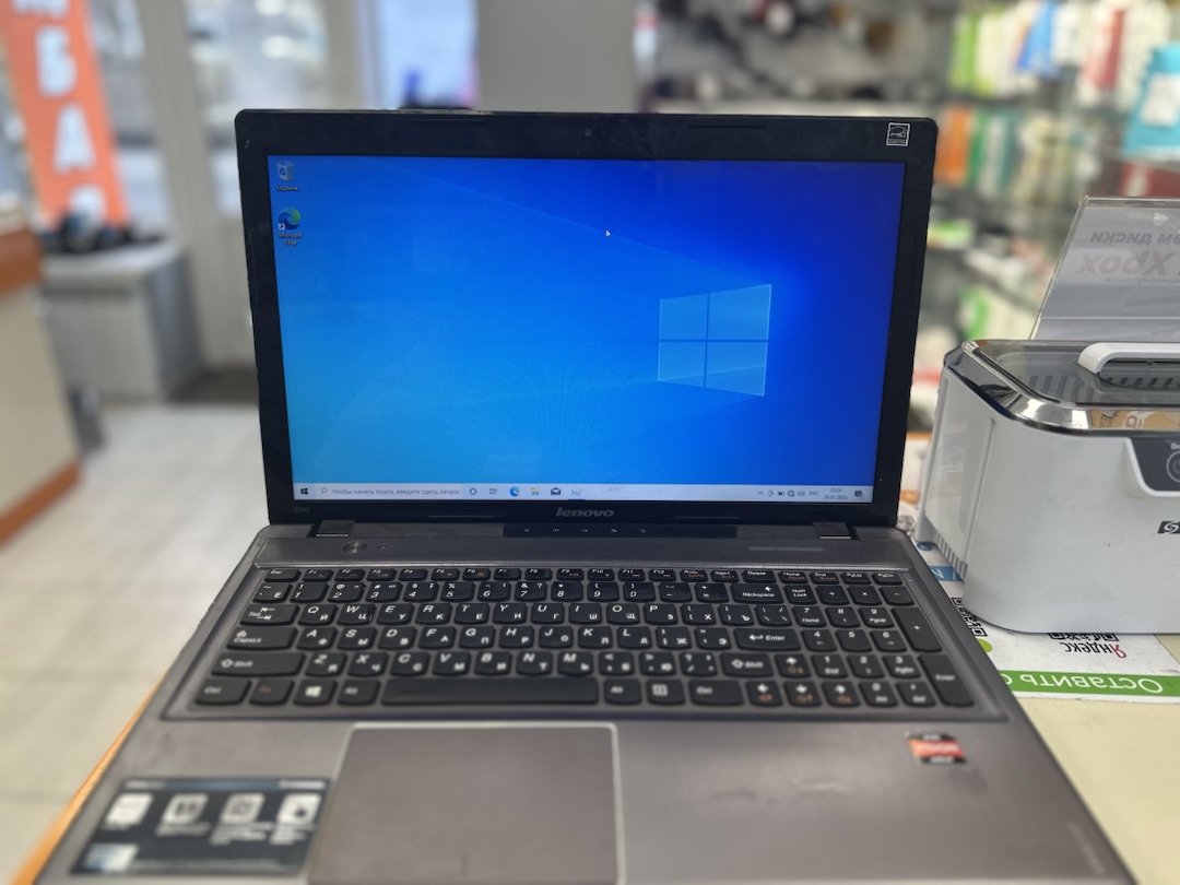 Ноутбук Lenovo; A10-4600M, Radeon HD 7660G, 4 Гб, Нет, 320 Гб