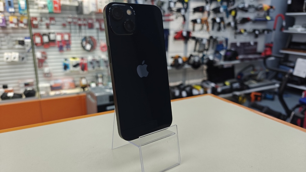 Смартфон Apple iPhone 13 128Gb