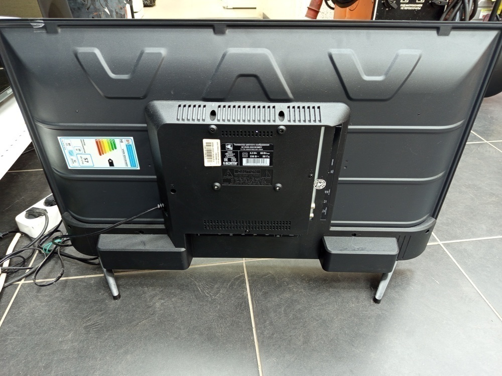 LED Телевизор HI VHIX-32H181MSY