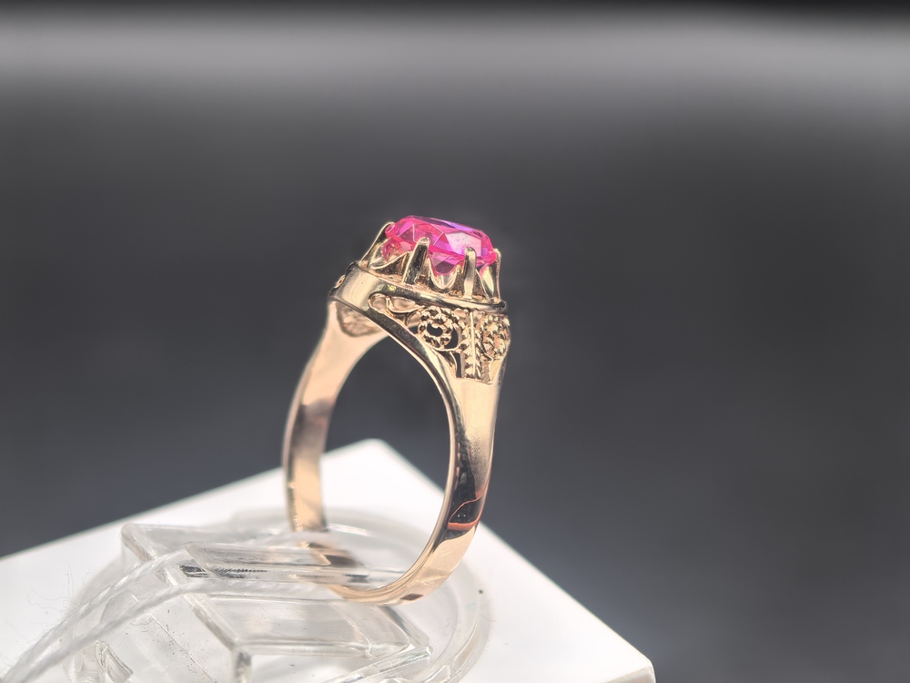 КОЛКМ585 КОЛЬЦО С КАМНЕМ (Au 585)