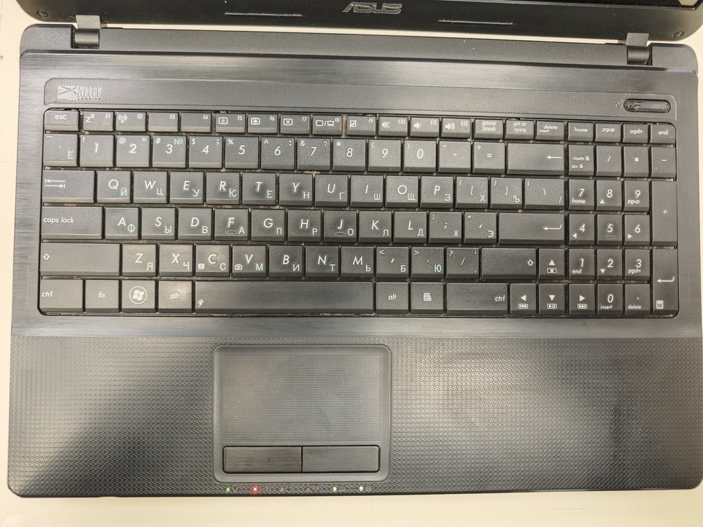 Ноутбук Acer; Core i7-2670QM, Intel UHD Graphics, 4 Гб, 256 Гб, Нет