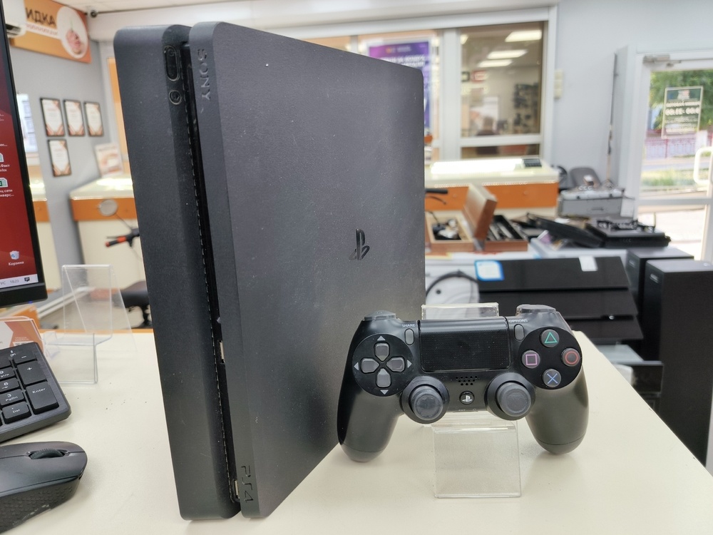 Игровая приставка PlayStation 4 Slim 500GB