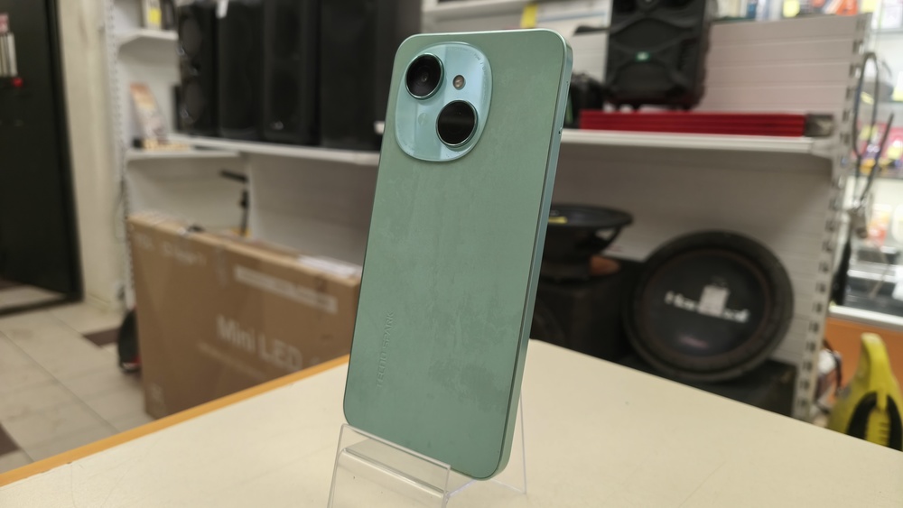 Смартфон Tecno Spark Go1 4/128