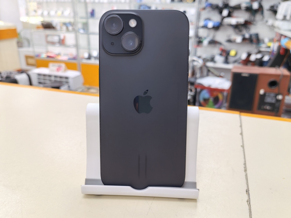 Смартфон Apple Iphone 15 128Gb