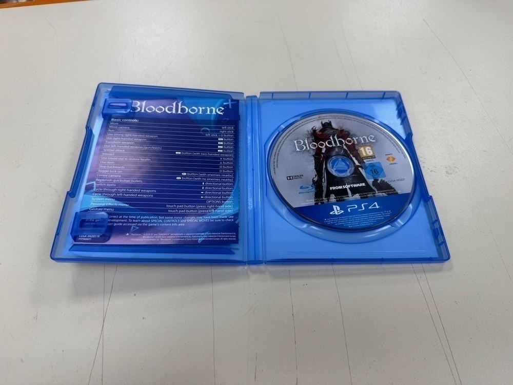 Игра Playstation 4 Bloodborne