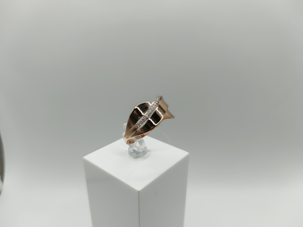 КОЛЬЦО С КАМНЯМИ (Au 585)