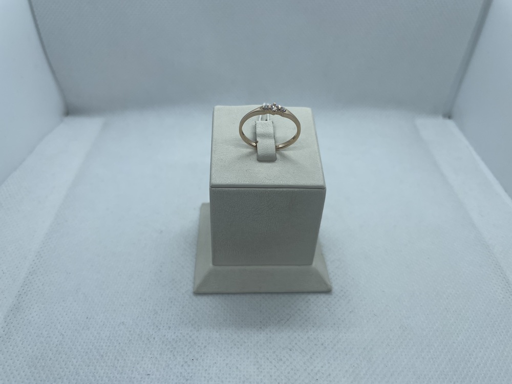 КОЛЬЦО С КАМНЯМИ (Au 585)