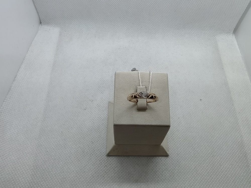 КОЛКМ585 КОЛЬЦО С КАМНЕМ (Au 585)