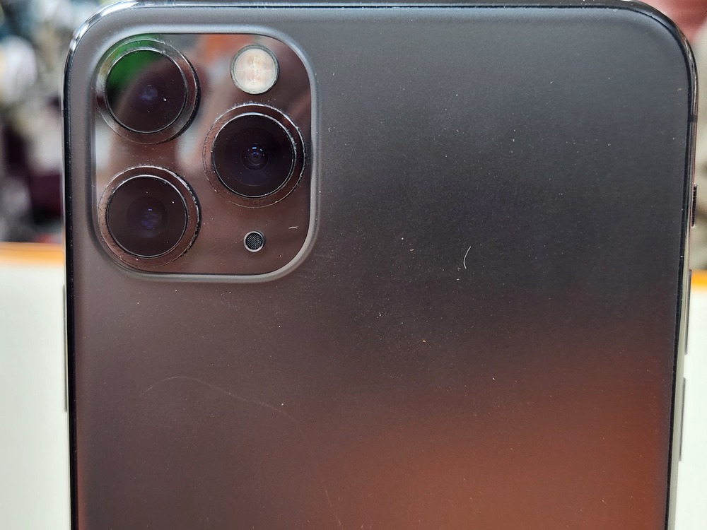 Смартфон Apple iPhone 11 Pro Max 64Gb