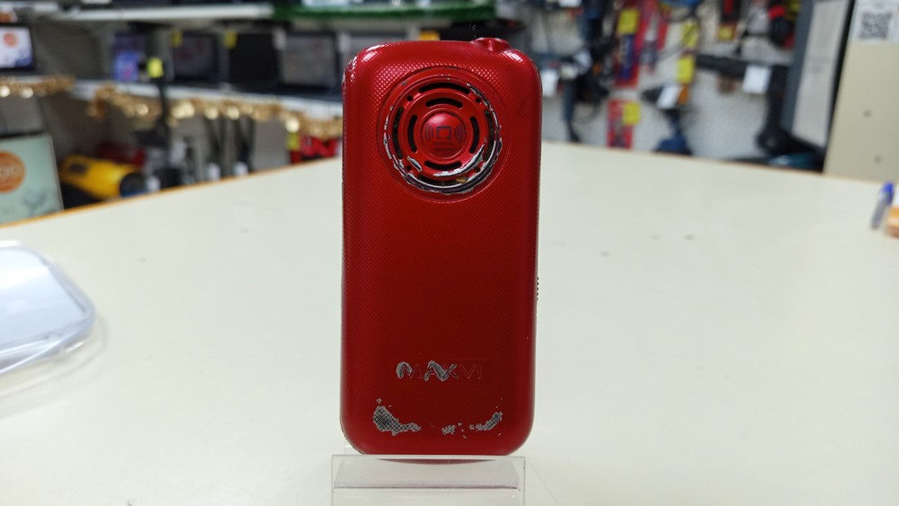 Смартфон Maxvi B8