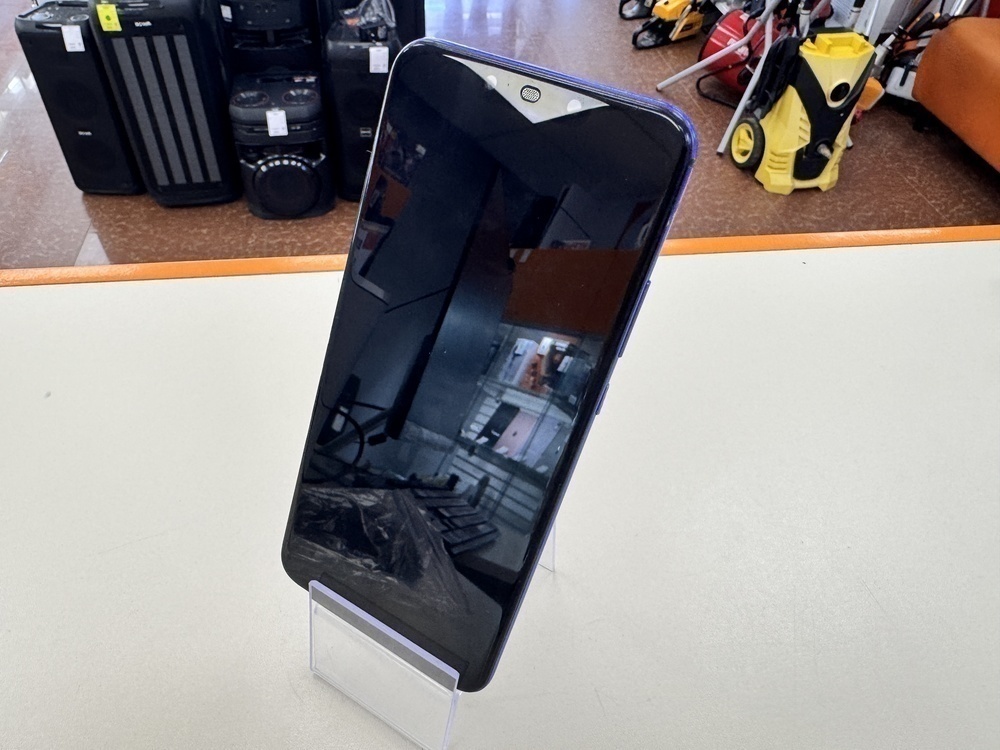 Смартфон Huawei Nova 3 4/28