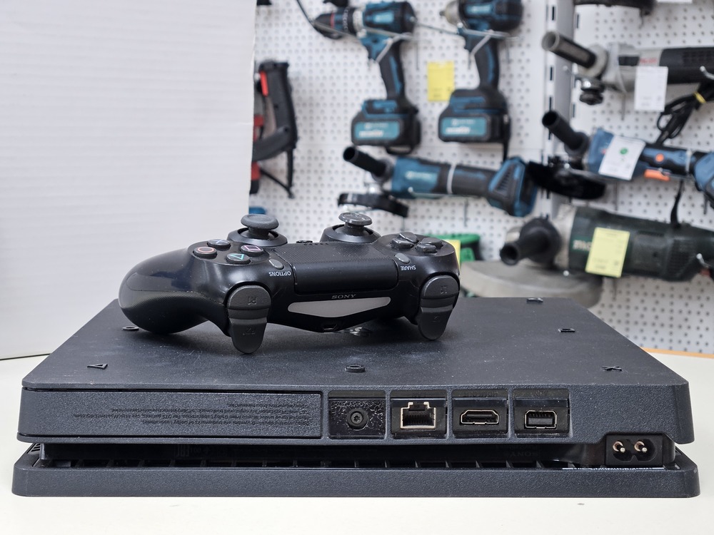 Игровая приставка PlayStation 4 Slim 500GB