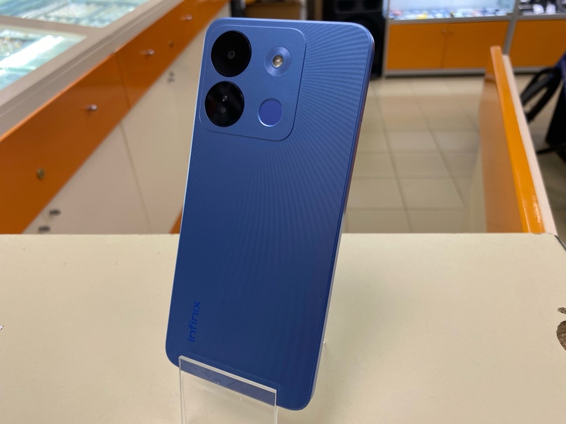 Смартфон Infinix Smart 7 2/64