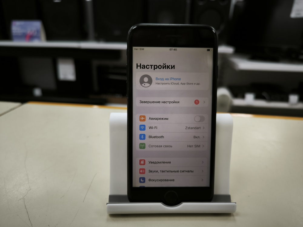 Смартфон Apple iPhone 7 32Gb