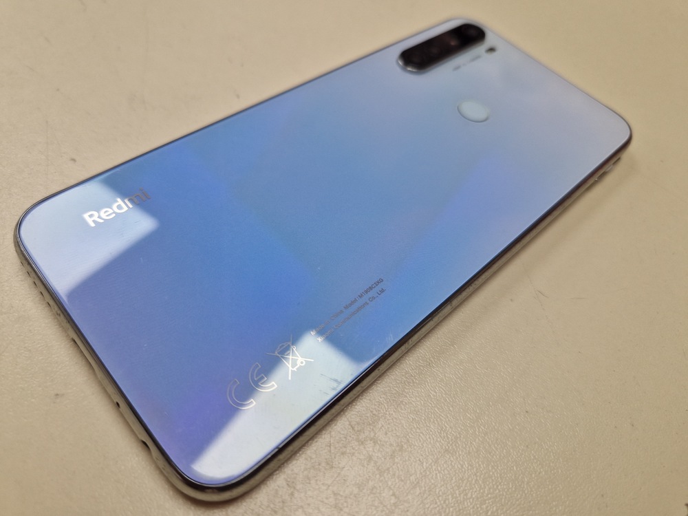Смартфон Xiaomi Redmi Note 8T 4/64
