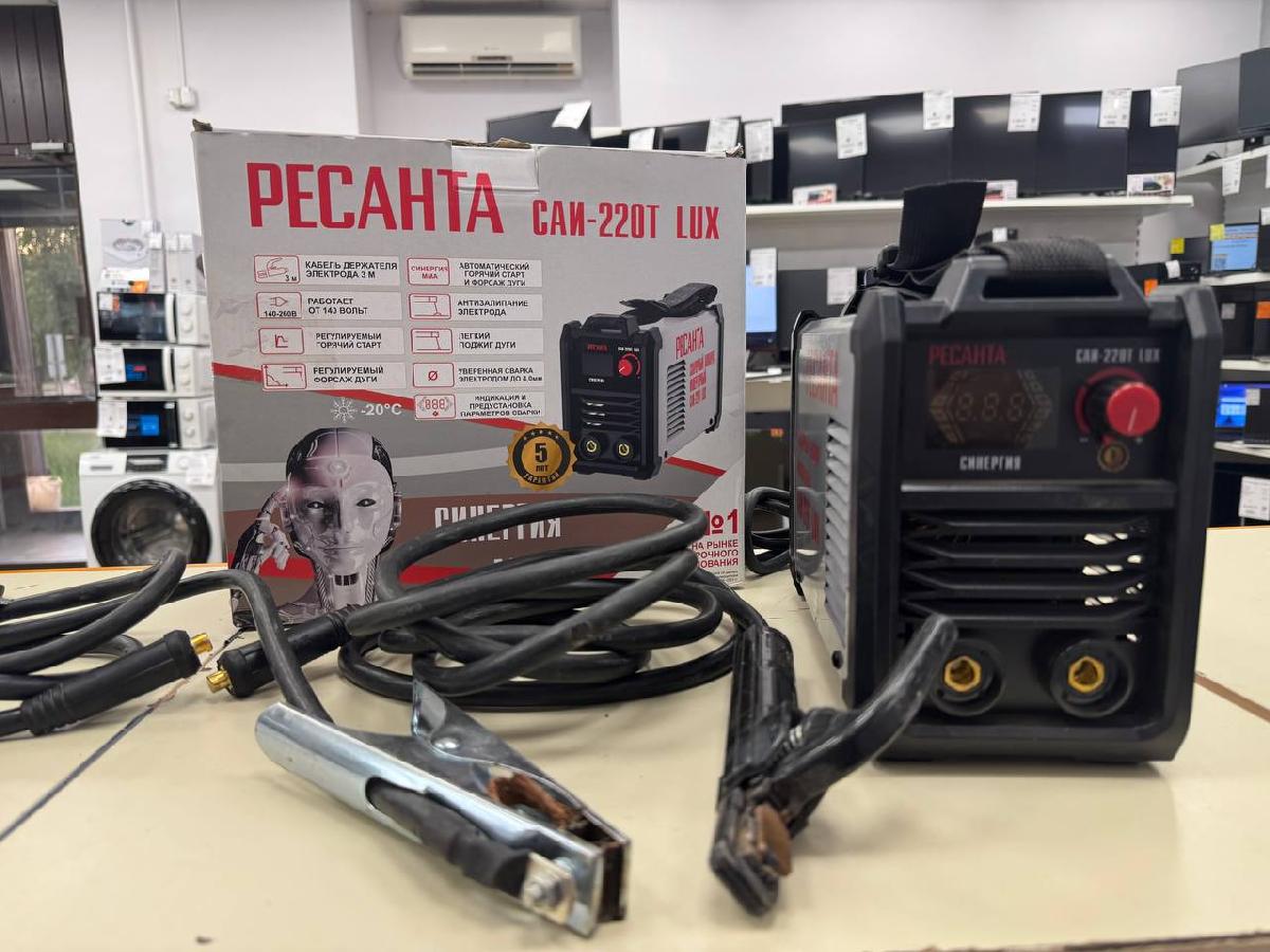 Сварочный аппарат Ресанта САИ-220Т LUX