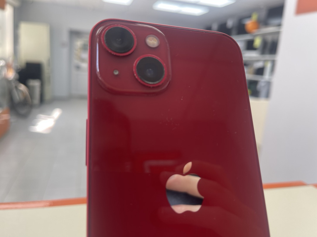 Смартфон Apple iPhone 13 128Gb