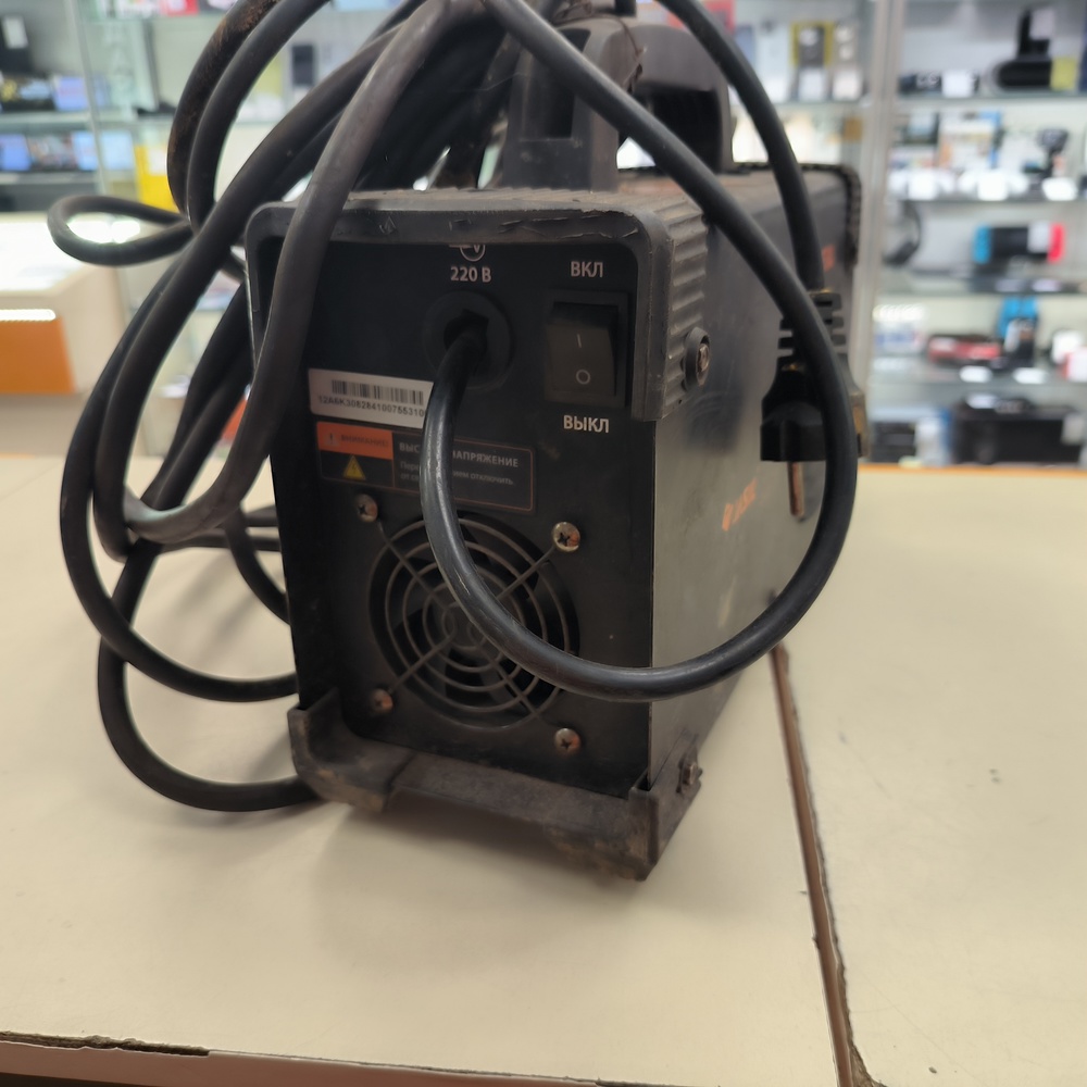 Сварочный аппарат Сварог ARC 200