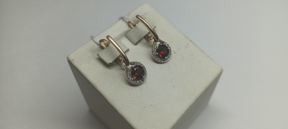 СКМИ585 СЕРЬГИ С КАМНЯМИ (Au 585) СКМИ585 СЕРЬГИ С КАМНЯМИ (Au 585)