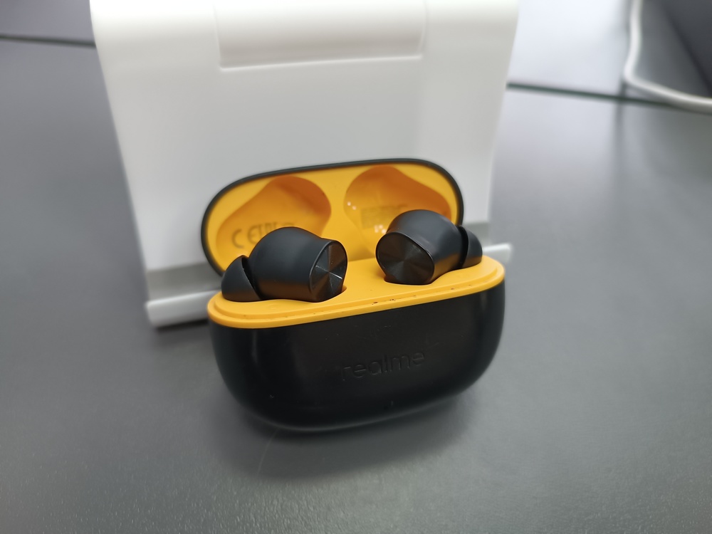 Наушники беспроводные REALME 200 Lite