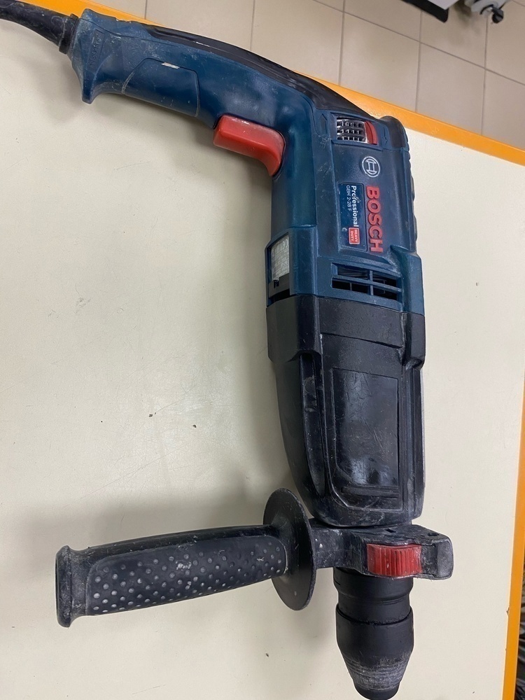 Перфоратор Bosch GBH 2-26 DRE;