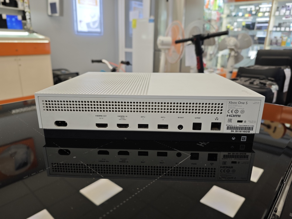 Игровая приставка Xbox One S 500Gb