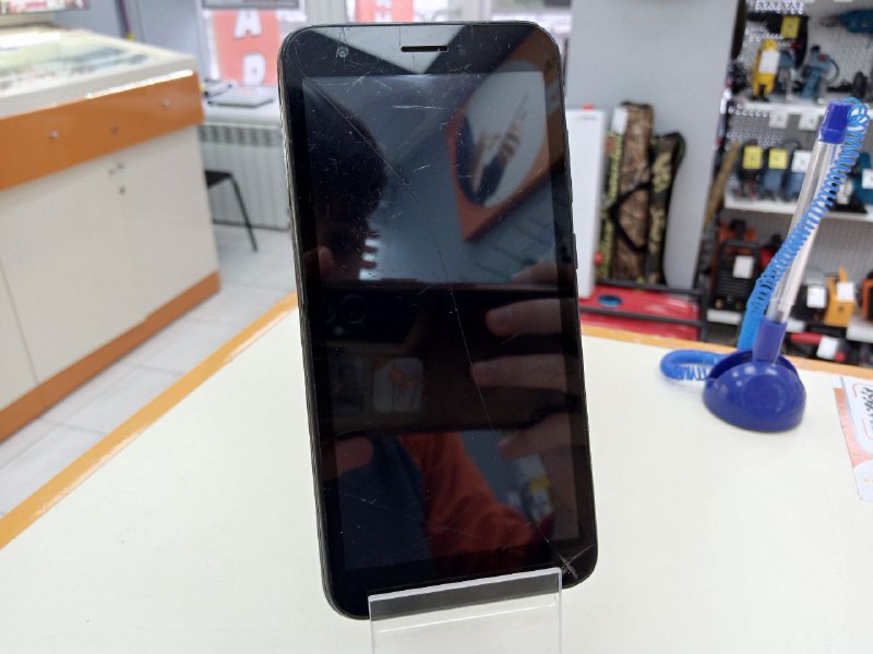 Смартфон Itel A27