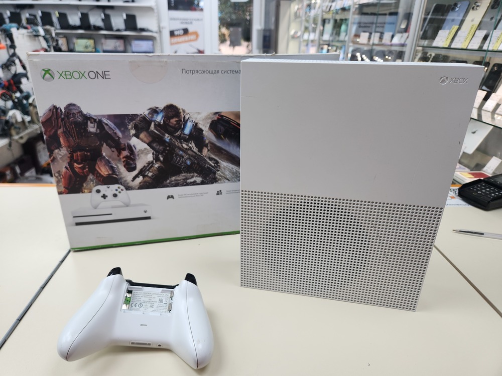 Игровая приставка Xbox One S 1TB