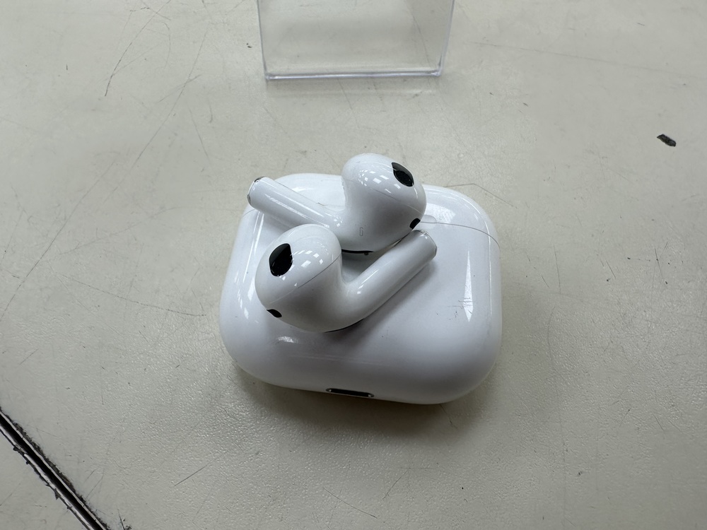 Наушники беспроводные Apple Airpods 3