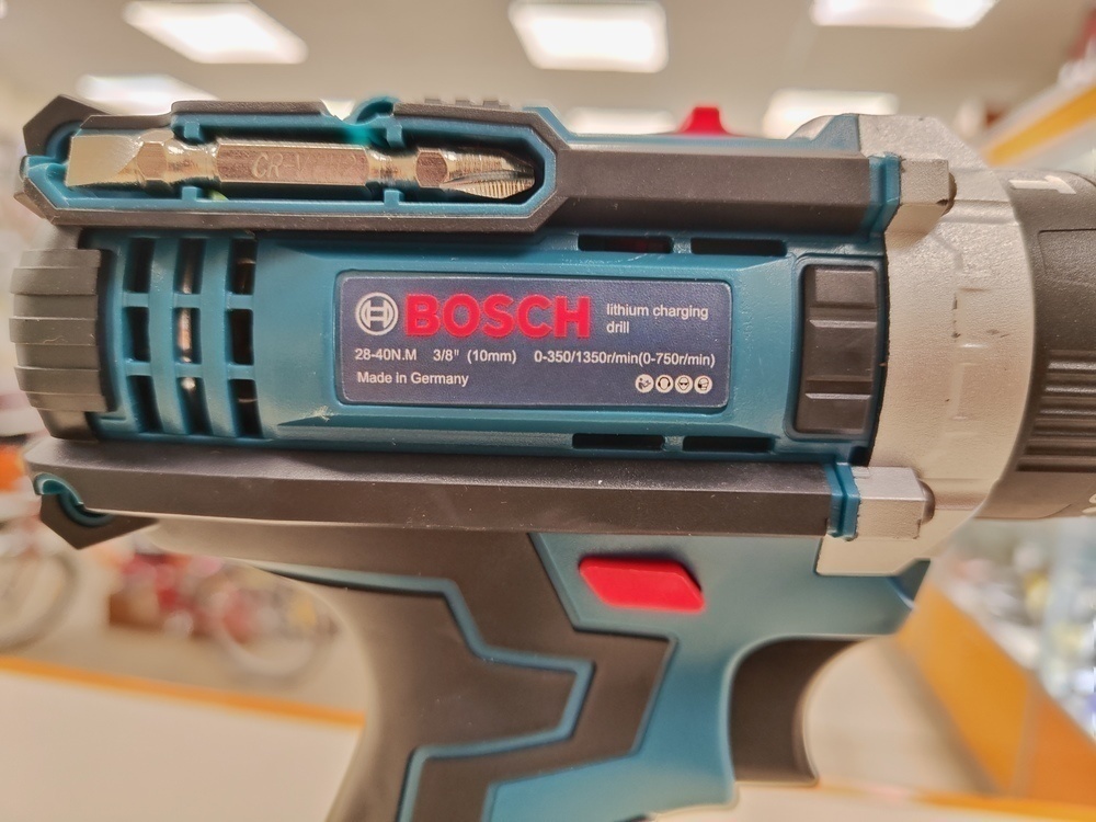 Шуруповерт Bosch 
