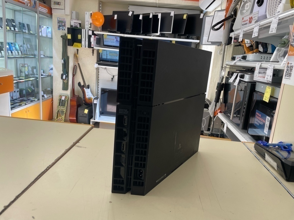 Игровая приставка PlayStation 4 Pro 1Tb