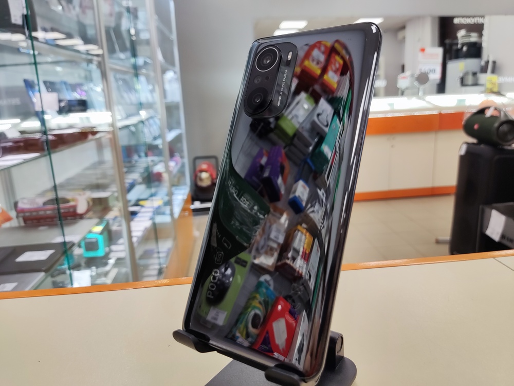Смартфон Xiaomi Poco F3 6/128