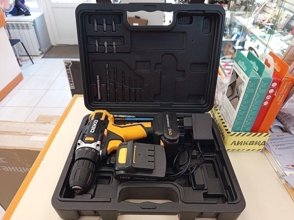 Шуруповерт Deko DKCD12FU-LI