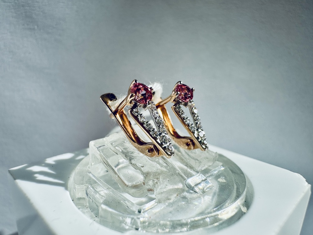 СКМИ585 СЕРЬГИ С КАМНЯМИ (Au 585)