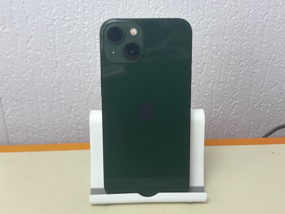 Смартфон Apple iPhone 13 128Gb