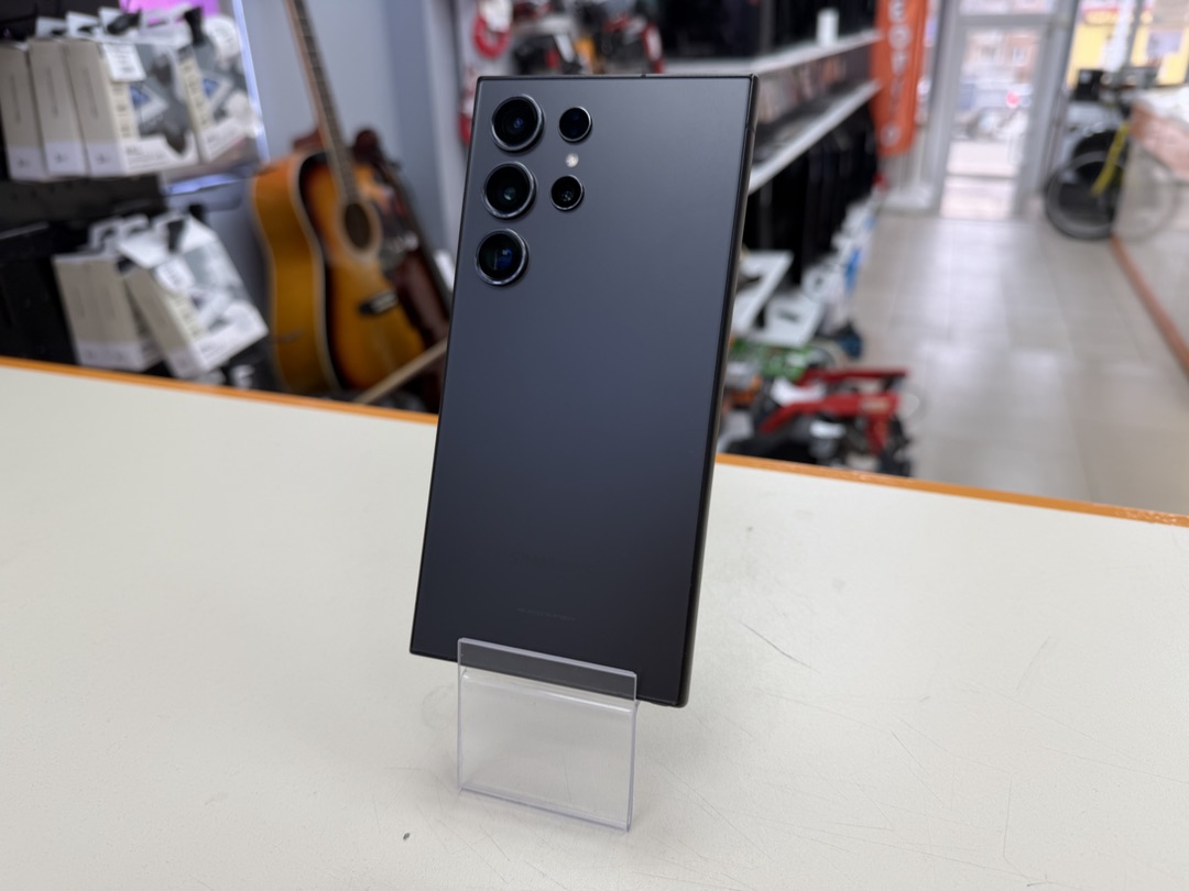 Смартфон Samsung Galaxy S24 Ultra 12/256