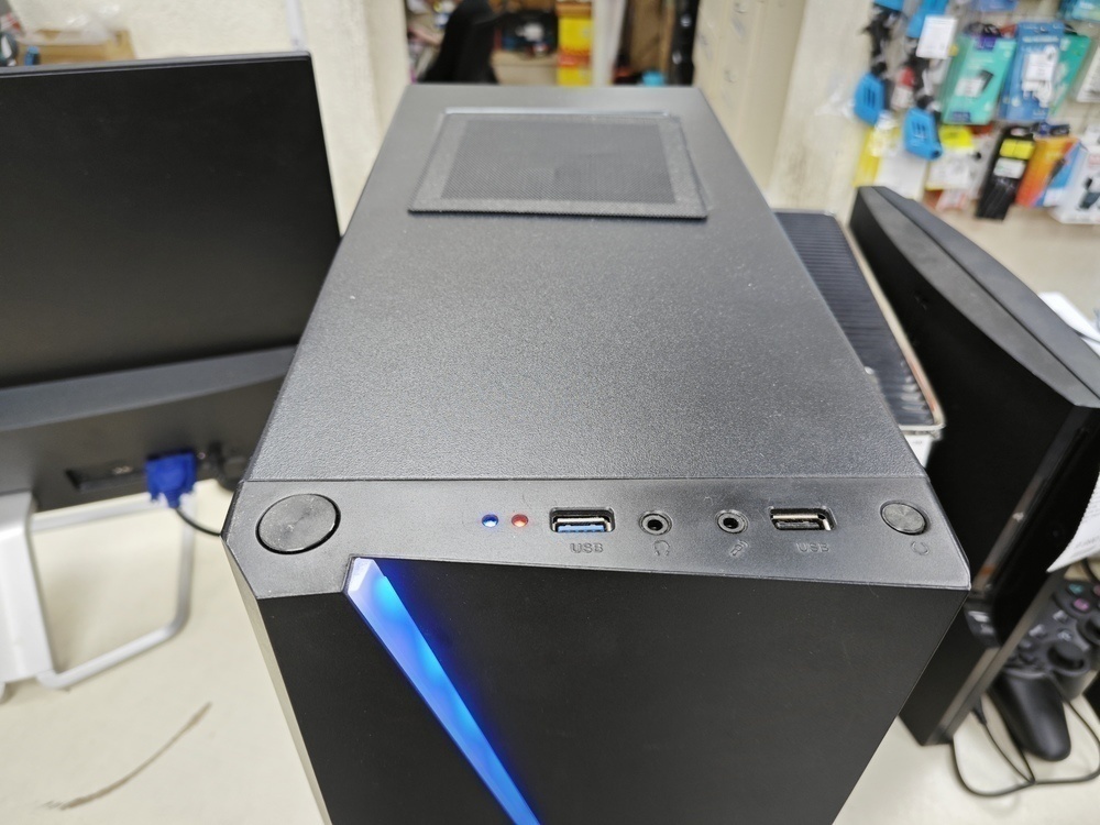 Системный блок Aero Cool; Ryzen 5 3400G, Radeon RX Vega 11, 8 Гб, 240 Гб, Нет