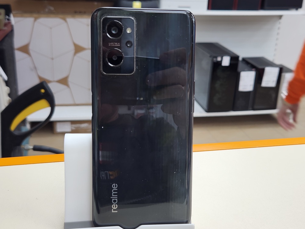 Смартфон Realme 9i 4/128